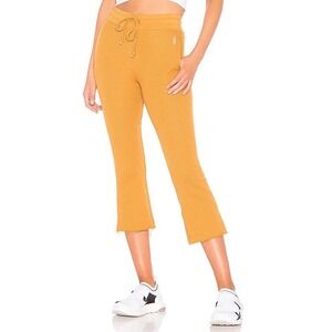 FP MOVEMENT Reyes Cropped 3/4 Kick Flare Sweat Pant Khaki Mustard M